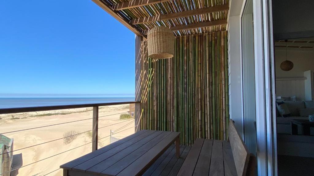 Ojos De La Viuda Lejlighed Punta Del Diablo Eksteriør billede